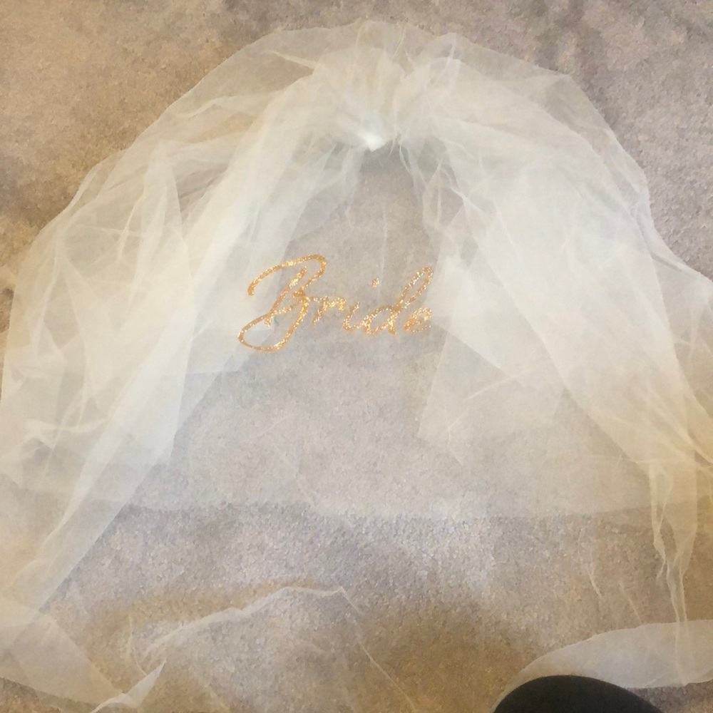 Bride veil never used